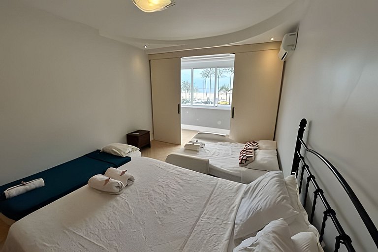 Em Frente ao Mar - Copacabana -