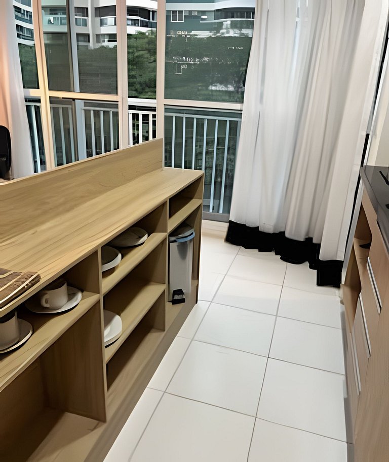 Flat em Rio2, cozinha equipada, piscina, internet de 500 Mb