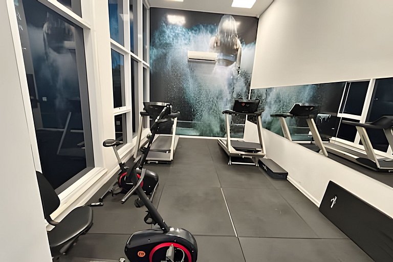 Flat em Rio2, cozinha equipada, piscina, internet de 500 Mb