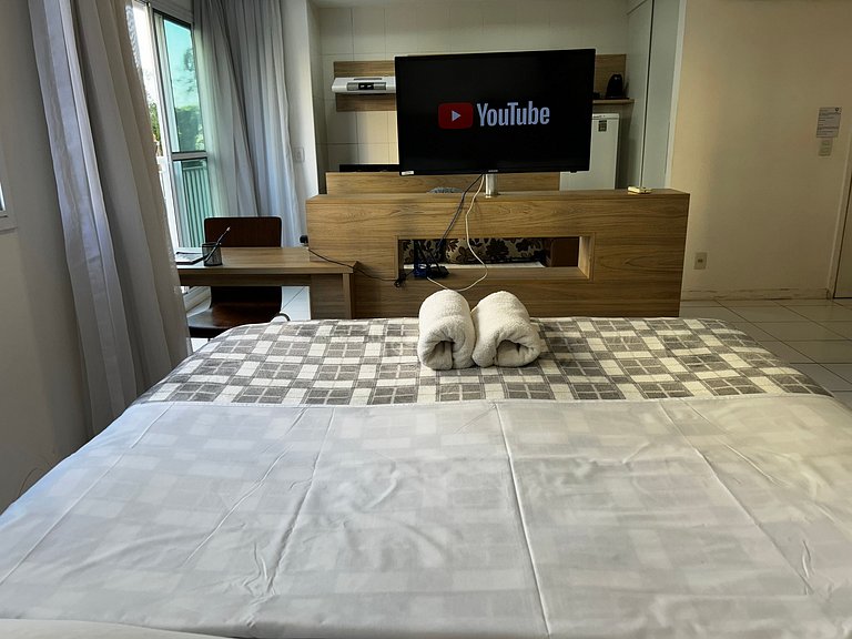 Flat em Rio2, cozinha equipada, piscina, internet de 500 Mb