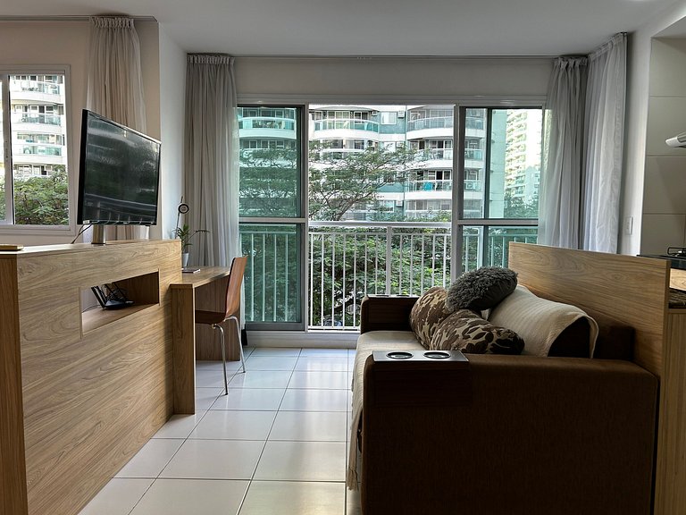 Flat em Rio2, cozinha equipada, piscina, internet de 500 Mb