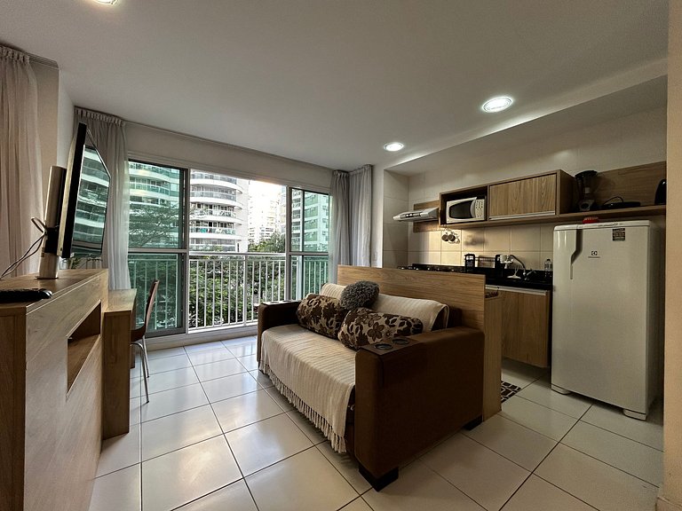 Flat em Rio2, cozinha equipada, piscina, internet de 500 Mb