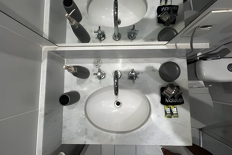 Flat |Cozinha |Lavanderia |Gym |Piscina |Sauna