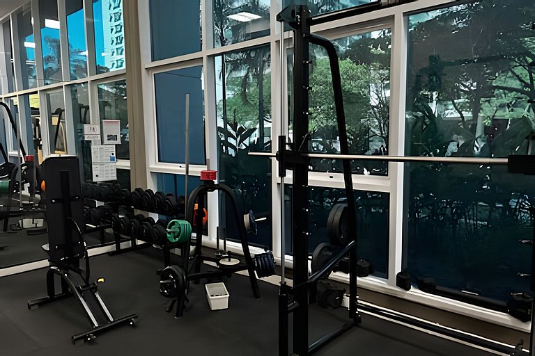Suíte | Escritorio | Piscina | Sauna | Barra Olimp
