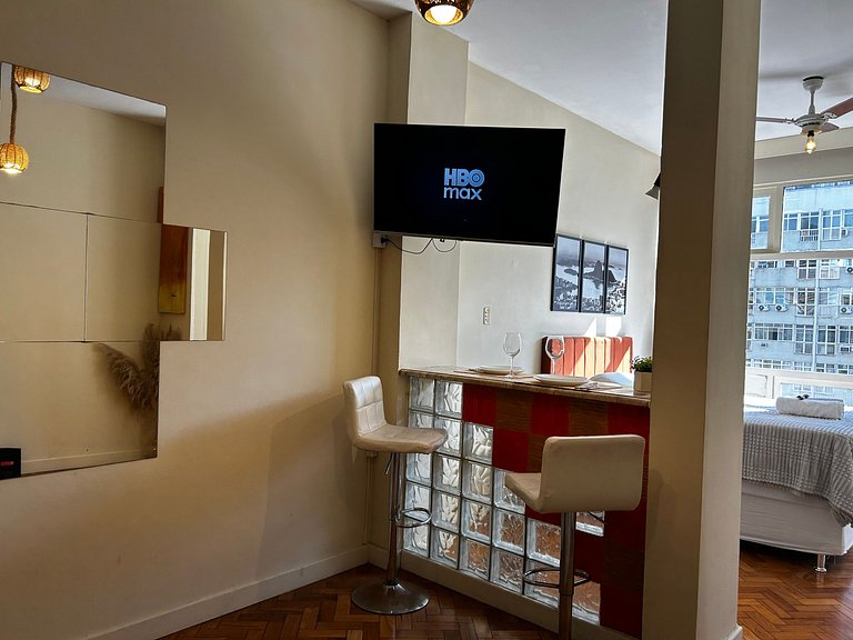 Apartamento em Copacabana vista lateral do mar