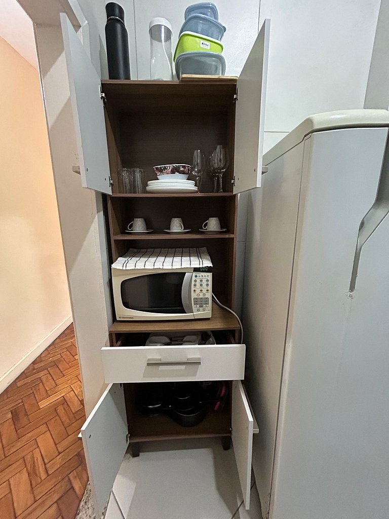 Apartamento em Copacabana vista lateral do mar