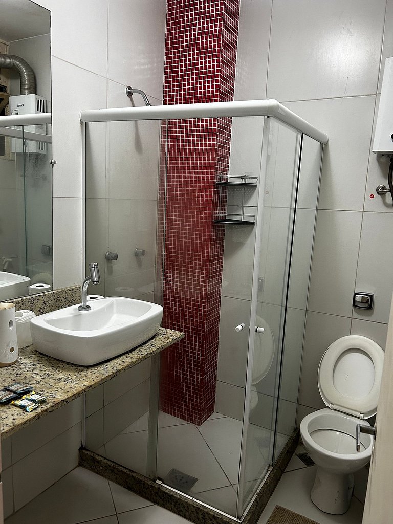 Apartamento em Copacabana vista lateral do mar