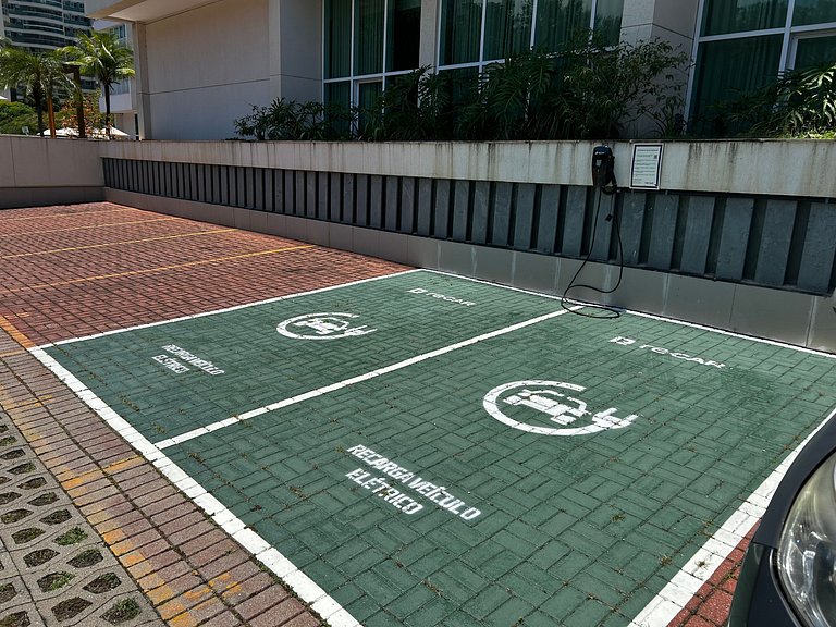 Flat em Rio2, cozinha equipada, piscina, internet de 500 Mb