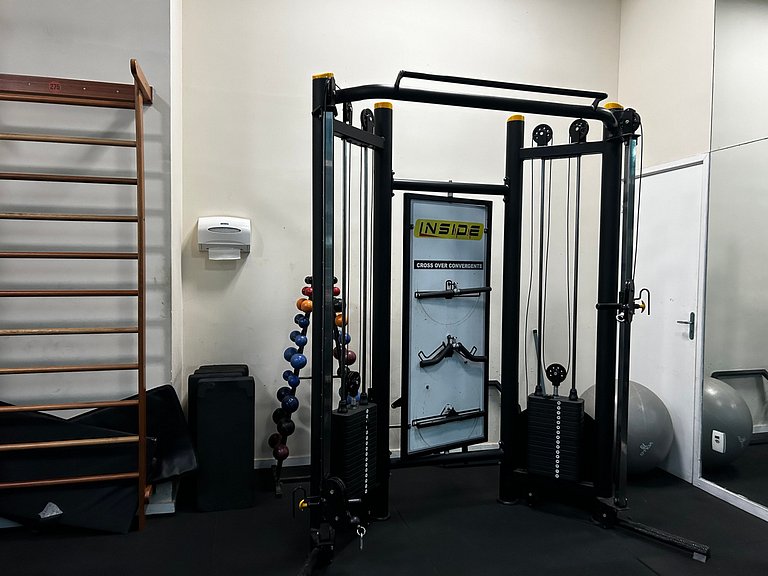 Suíte com mini cozinha e piscina