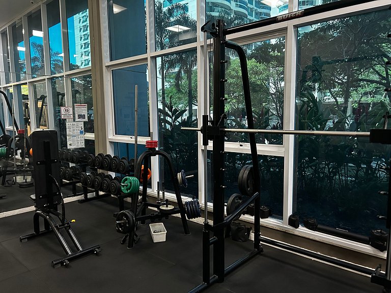 Suíte com cozinha compacta | Piscina | Sauna | Gym