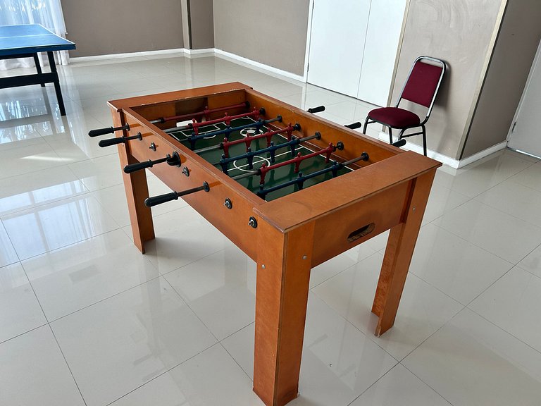 Suíte com mini cozinha e piscina