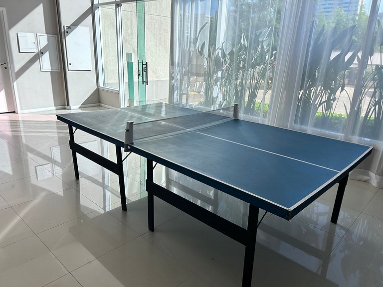 Suíte com mini cozinha e piscina