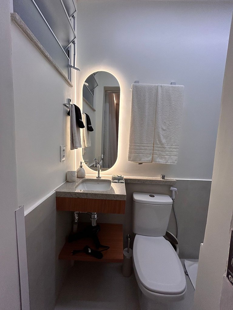 Apart | 150mts da Praia Copacabana| Moderno| Cozin